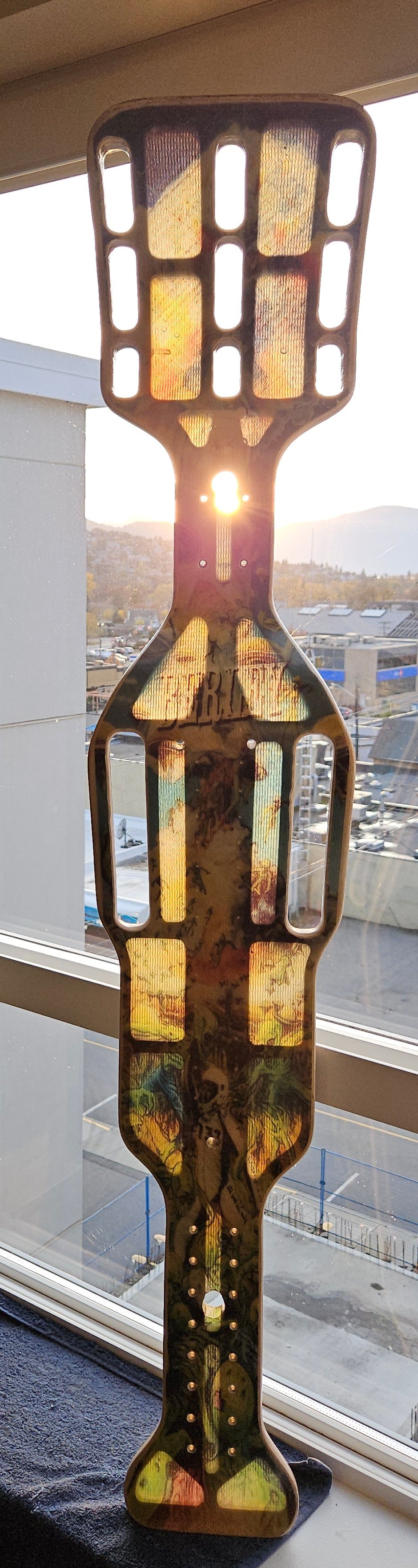 The Lounge (Pre order)